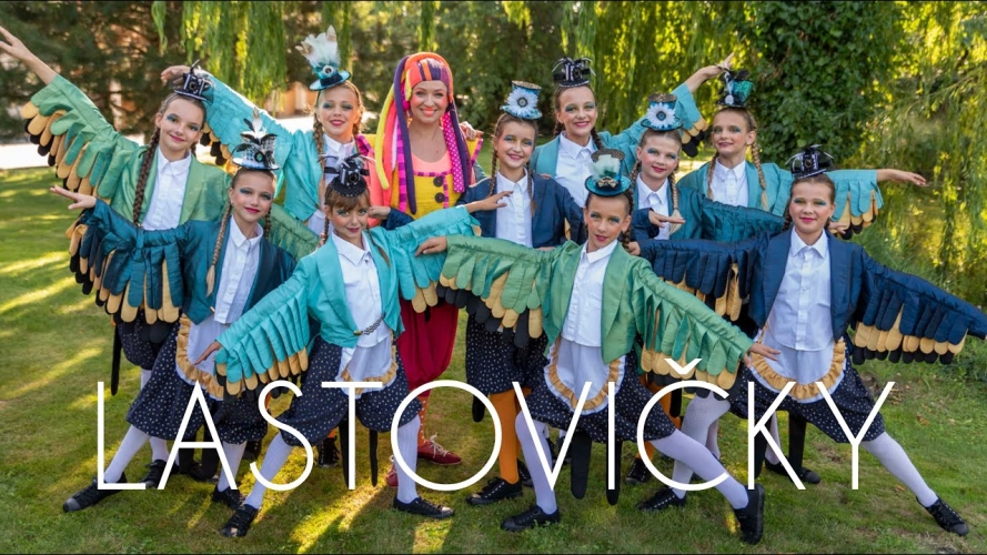 Videoklip Lastovičky oslavuje 3 roky